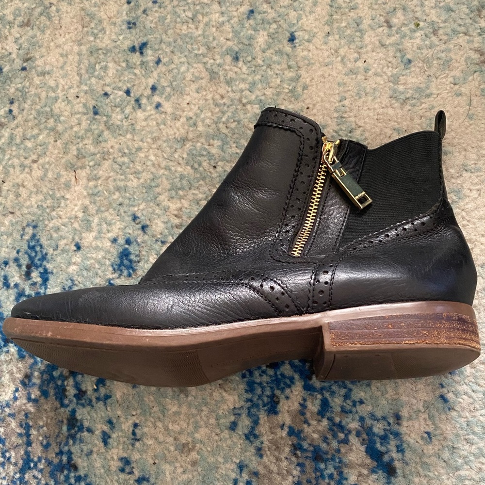 Tommy Hilfiger two Daetten leather brogue style ankle boots 10